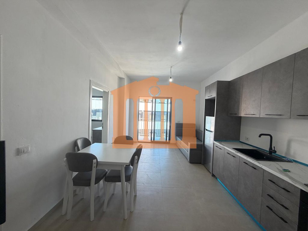 Apartment for sale in Mali i Robit, Kavaje