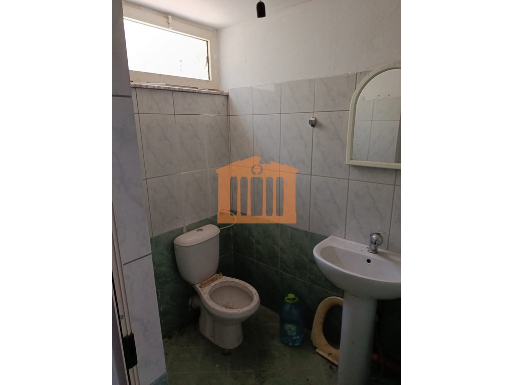Commercial unit for sale in Spitali, Durres