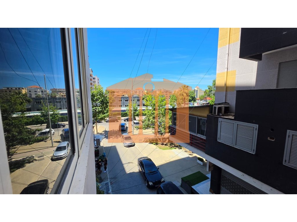 Apartment for sale in Plazh Hekurudha