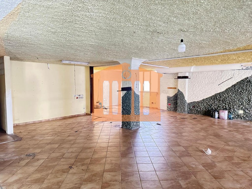 Commercial unit for sale in Vollga, Durres