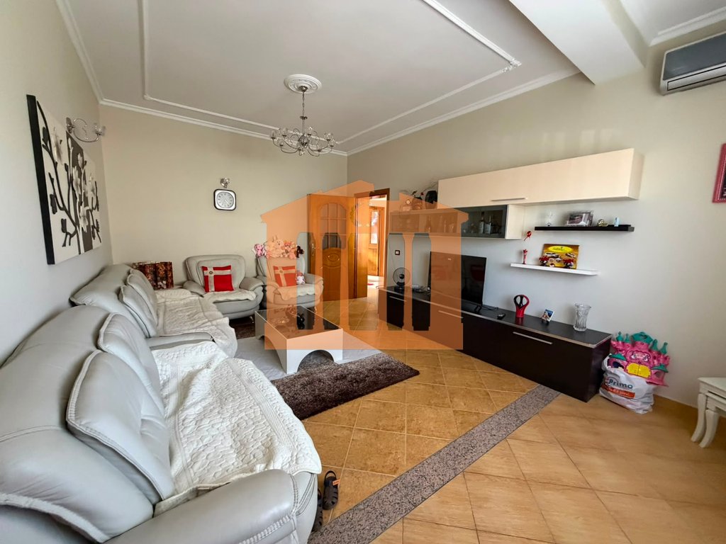 Apartment for rent in Plazh, Hekurudha
