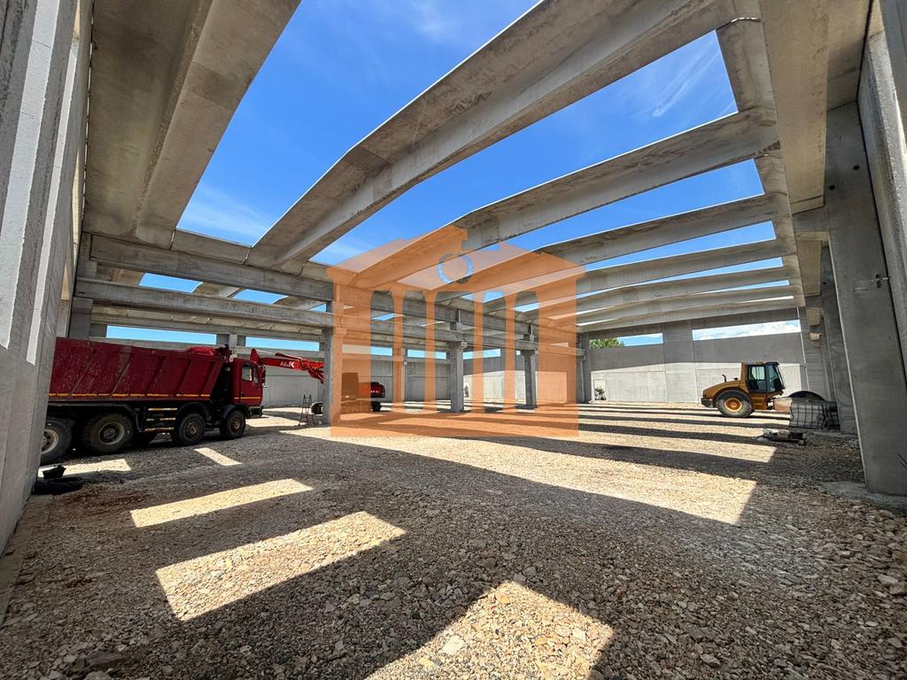 Warehouse / hall for rent in Sektor Rinia, Durres