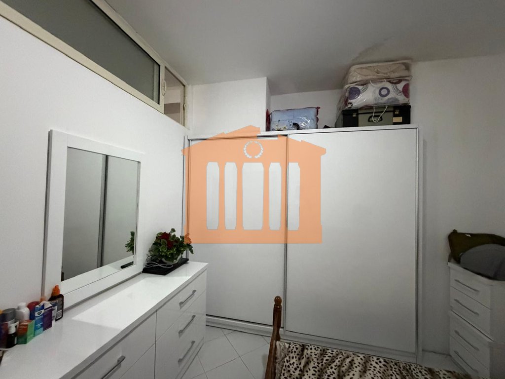 Apartment for sale in Rrota e kuqe, plazh
