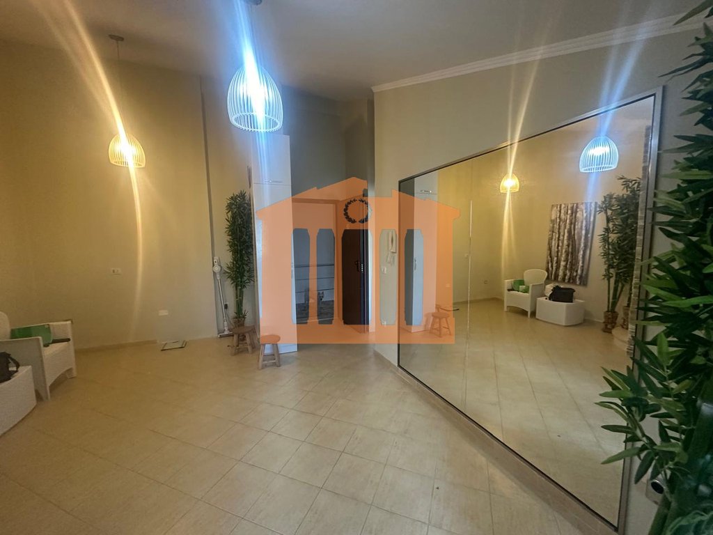 Apartment for sale in Mali i Robit, Golem