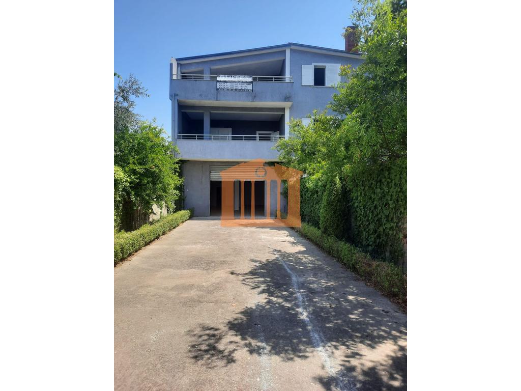 House for sale in Sukth prane Bashkise, Durres