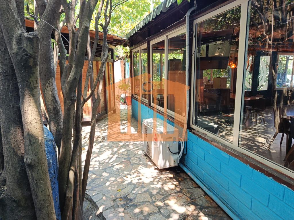 Commercial unit for sale in Hyrja e Durresit