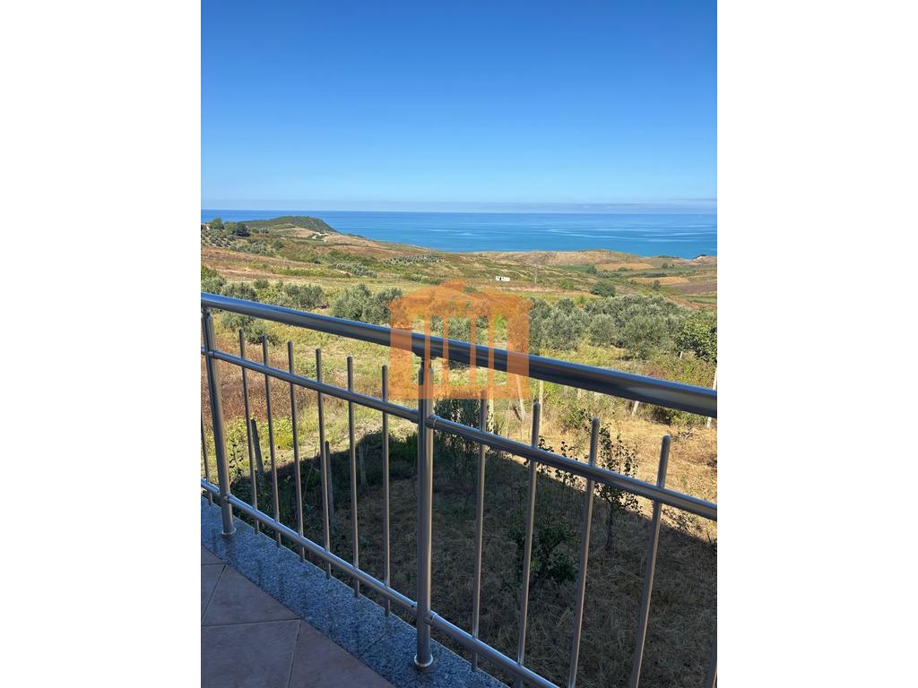 House for sale in Bardhor, Kavaje