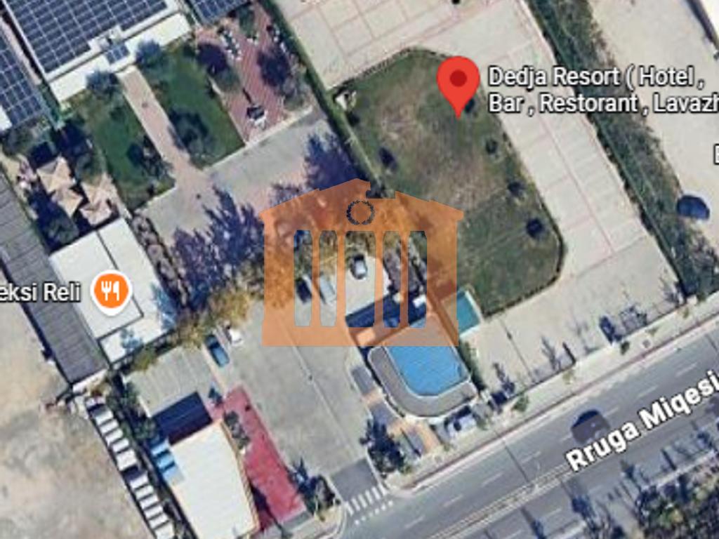 Commercial unit for rent in Spitalle, Durres prane Kompleks Rreli