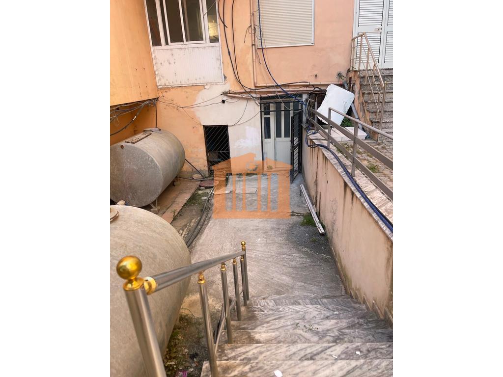 Apartment for sale in Qendra shendetesore, Plazh, Durres