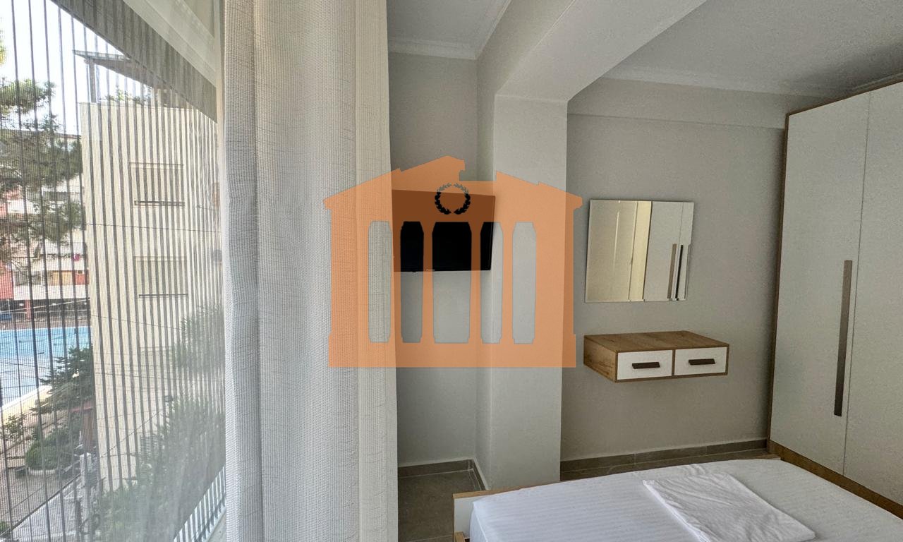 APARTAMENT 1+1 NE GOLEM, PER QIRA !