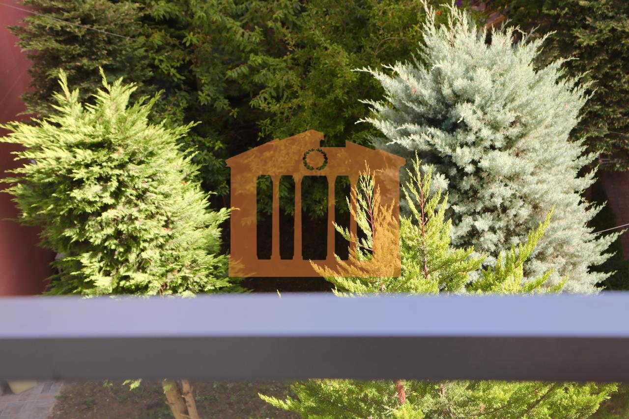 APARTAMENT 1+1 NE GOLEM, PER QIRA !