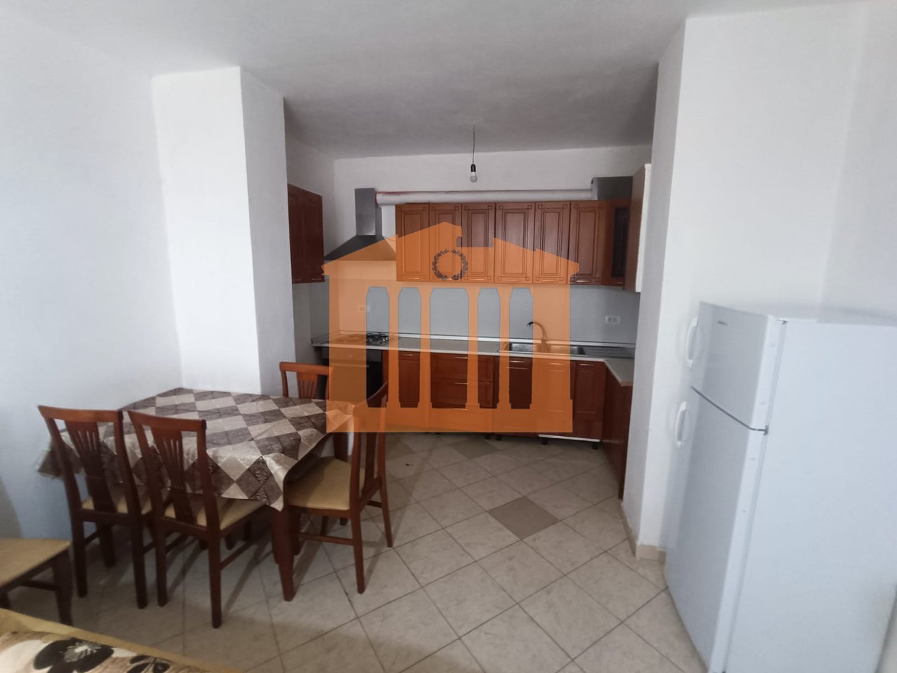APARTAMENT 1+1 TEK ISH-URT, DURRES PER QIRA !