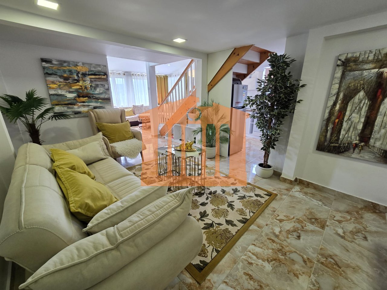 DUPLEX - PAPAFINGO 3+1 TEK MALI ROBIT PER SHITJE !