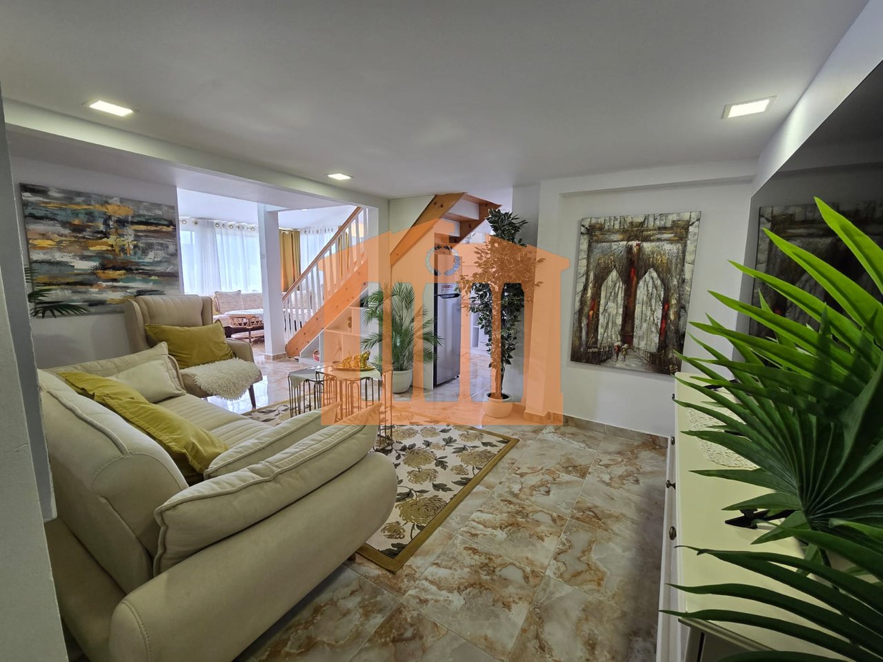 DUPLEX - PAPAFINGO 3+1 TEK MALI ROBIT PER SHITJE !