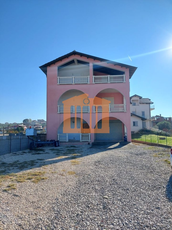 VILE 3-KATESHE NE SUKTH,DURRES,PER SHITJE!