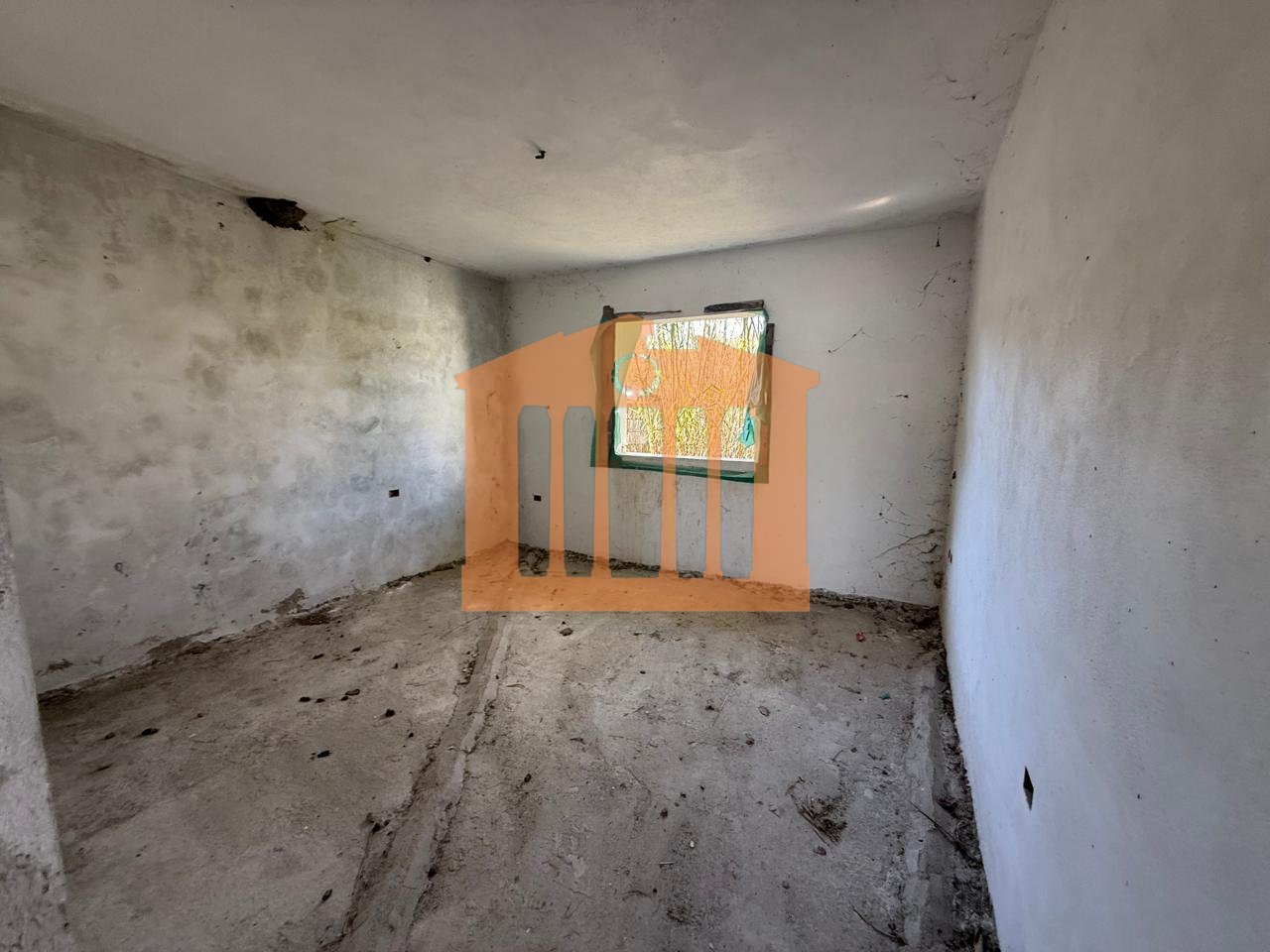 NDERTESE BUZE RRUGE NE SPITALLE DURRES, PER SHITJE!