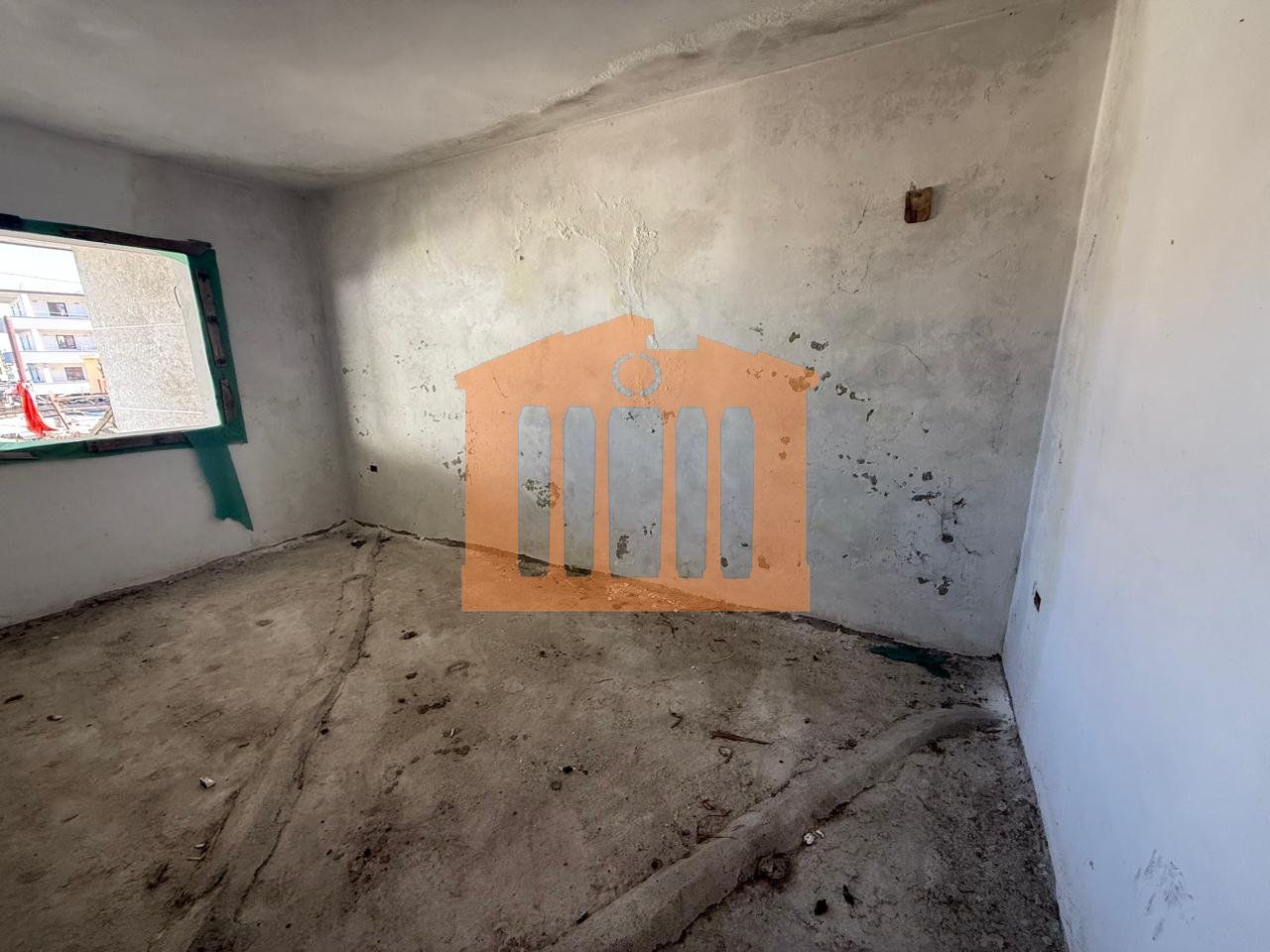 NDERTESE BUZE RRUGE NE SPITALLE DURRES, PER SHITJE!