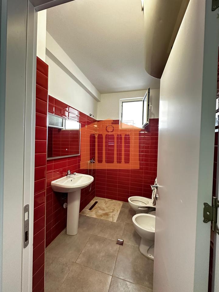 1+1 APARTMENT SINGLE WORKER, DURRES FOR RENT!