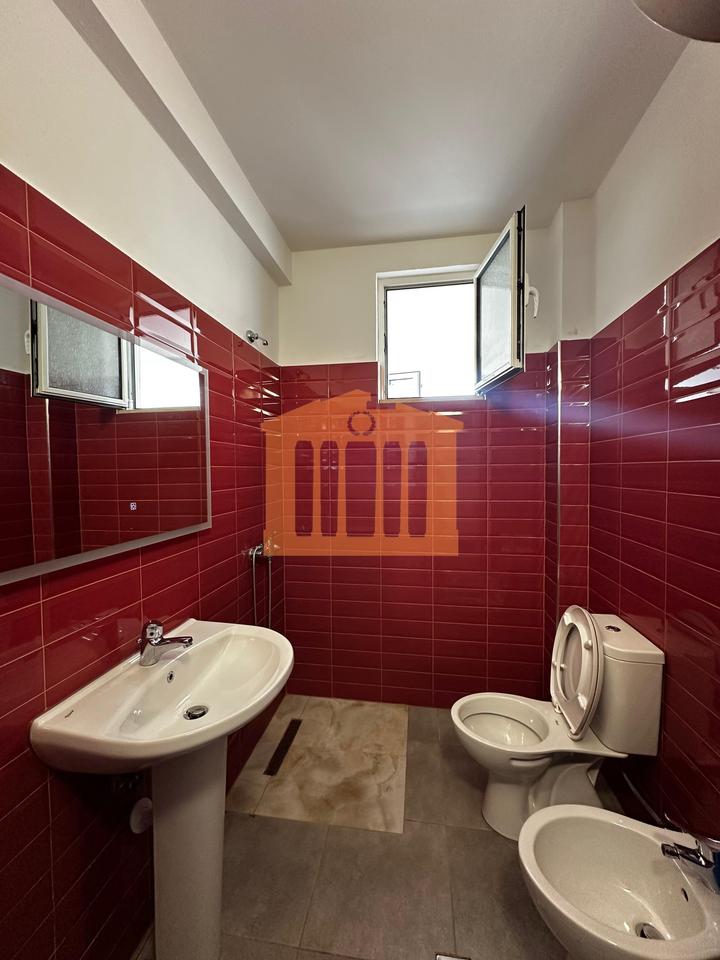 1+1 APARTMENT SINGLE WORKER, DURRES FOR RENT!