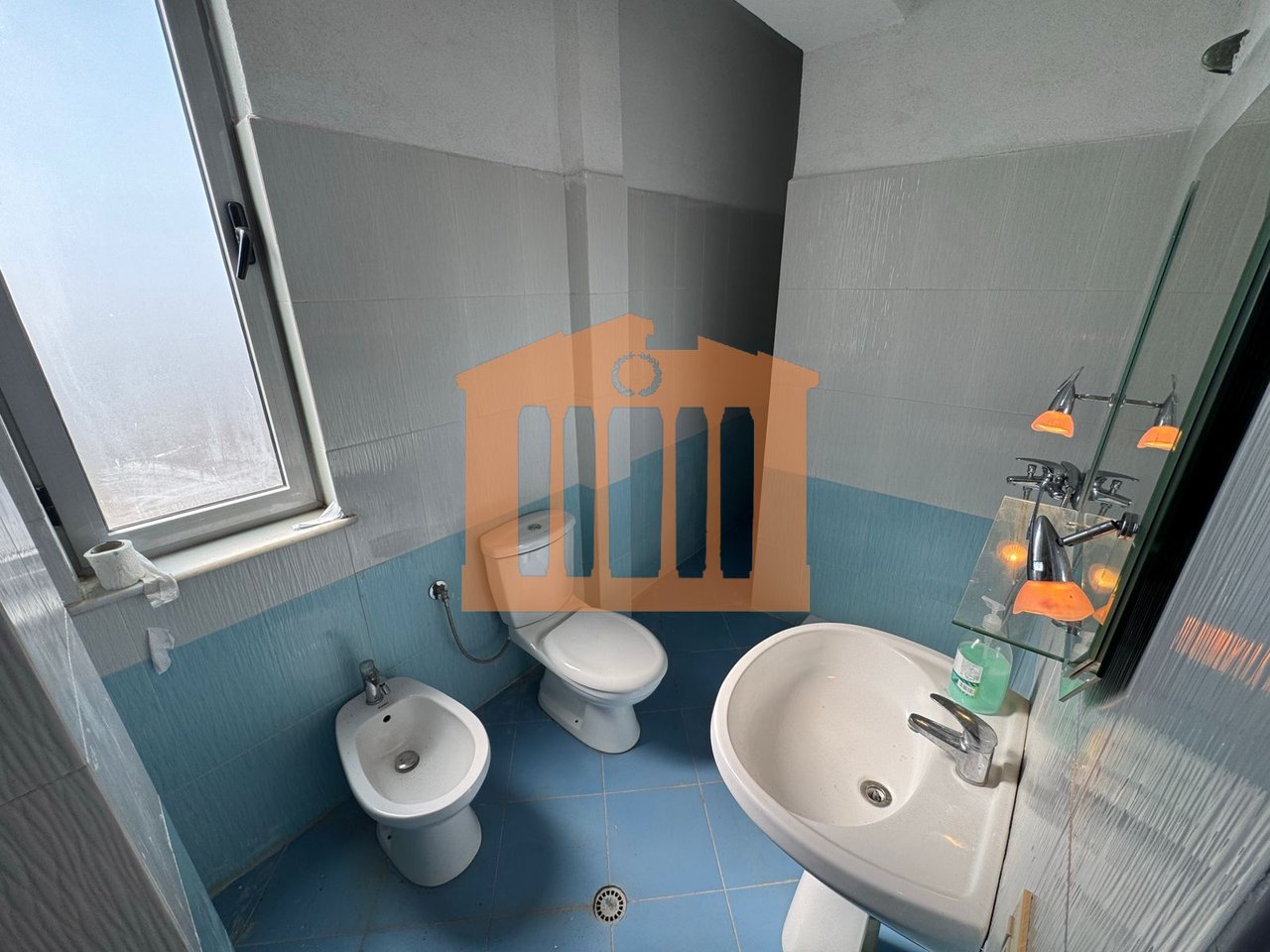 APARTAMENT 2+1 ME 2 BALLKONE ME PAMJE NGA DETI , PER SHITJE !