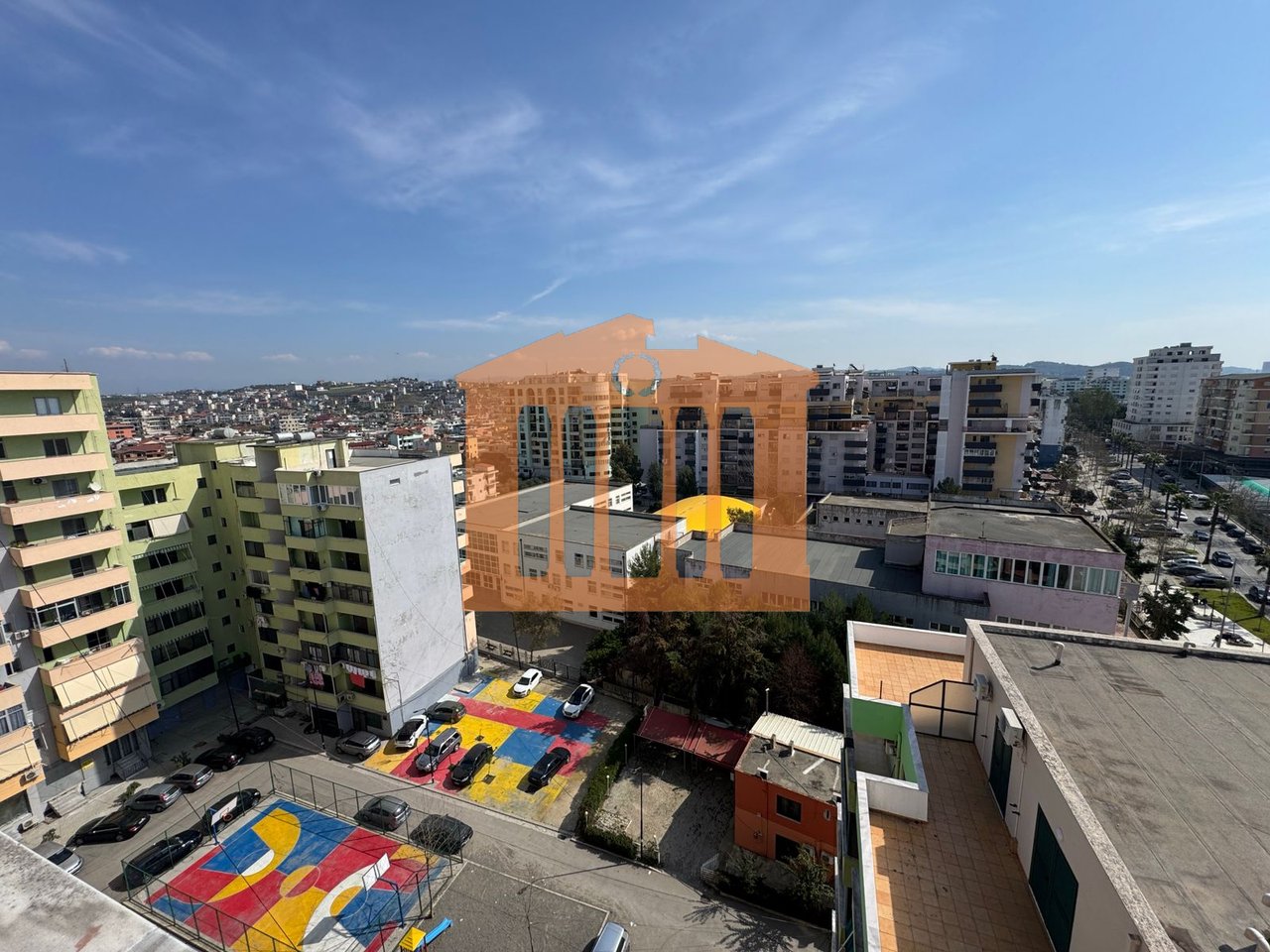 APARTAMENT 2+1 ME 2 BALLKONE ME PAMJE NGA DETI , PER SHITJE !