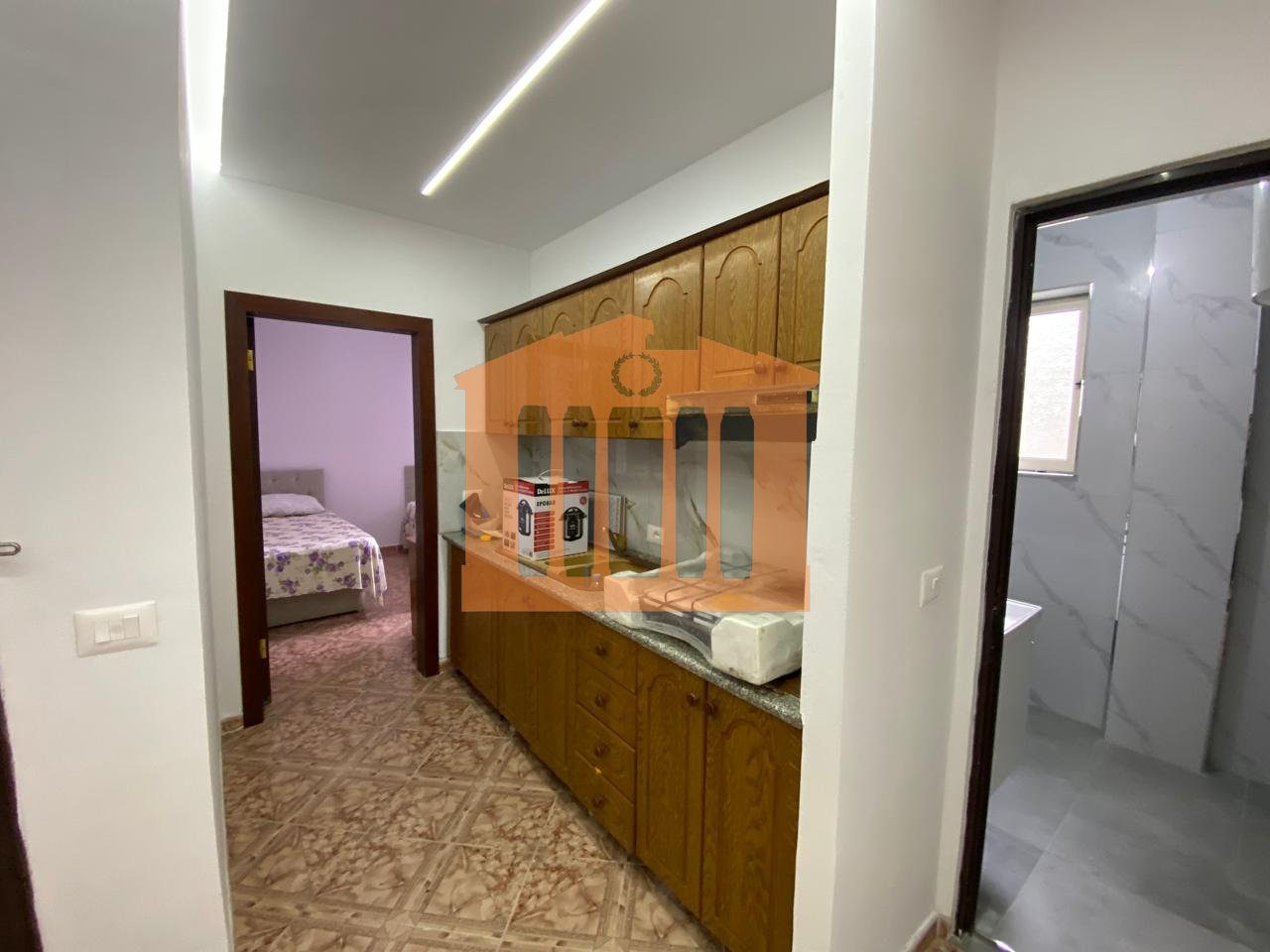 APARTAMENT 2+1+2 ME QIRA, NE DURRES!