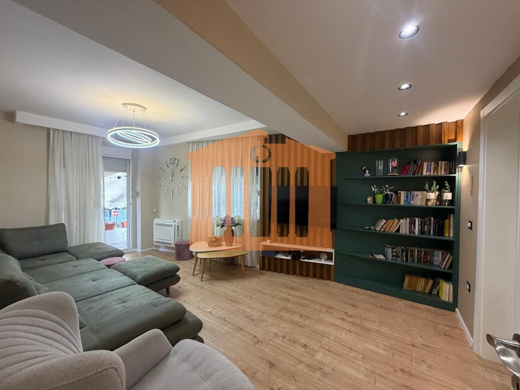 Apartment for rent in Bulevardi Kryesor, Durres (3/8)