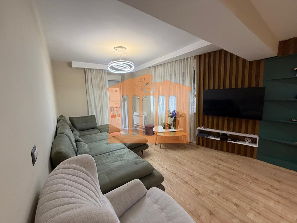 Apartment for rent in Bulevardi Kryesor, Durres (5/8)