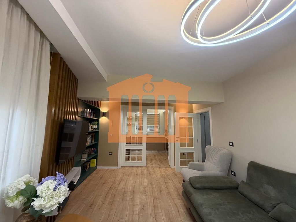 Apartment for rent in Bulevardi Kryesor, Durres (7/8)