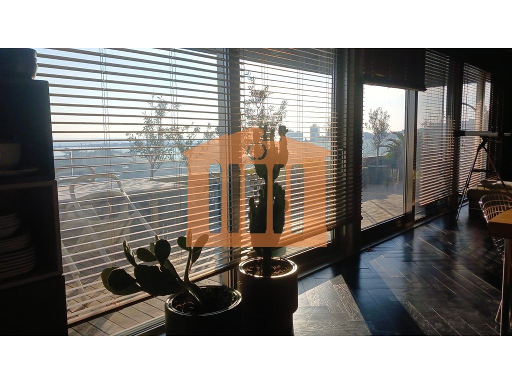 DUPLEX WITH SEA VIEW AT THE ENTRANCE OF DURRES, FOR SALE!