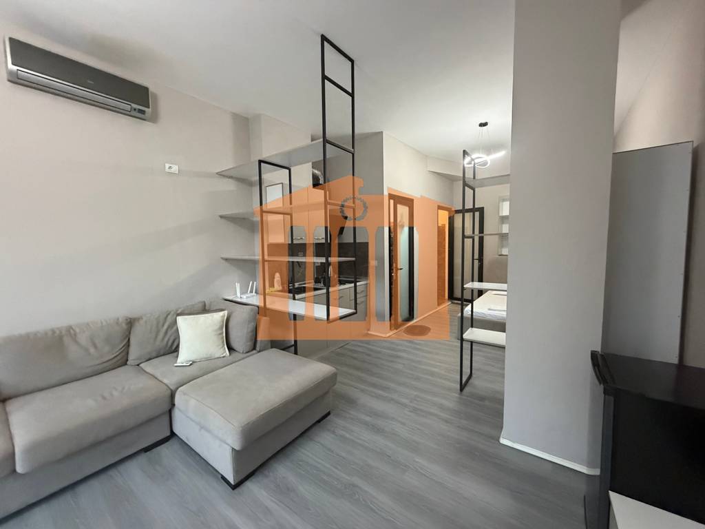Apartment for rent in pallati i kultures, Durres (2/8)
