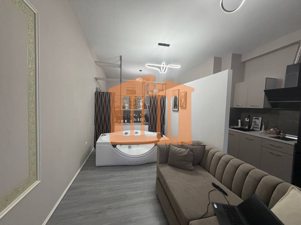Apartment for rent in pallati i kultures, Durres (7/8)