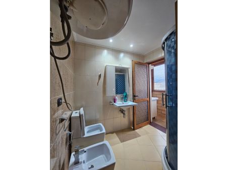 Apartament 2+1+2 ne shitje tek Rruga Myslym Shyri