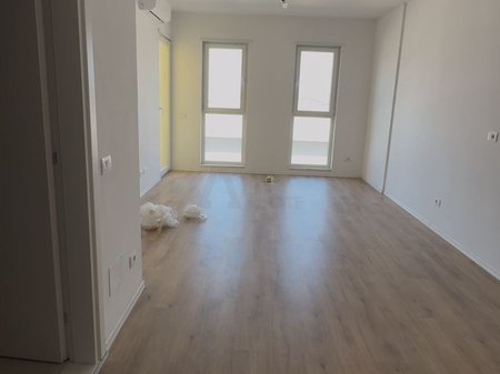 Apartament 1+1 me qira në Univers City – vetëm 270€/muaj!