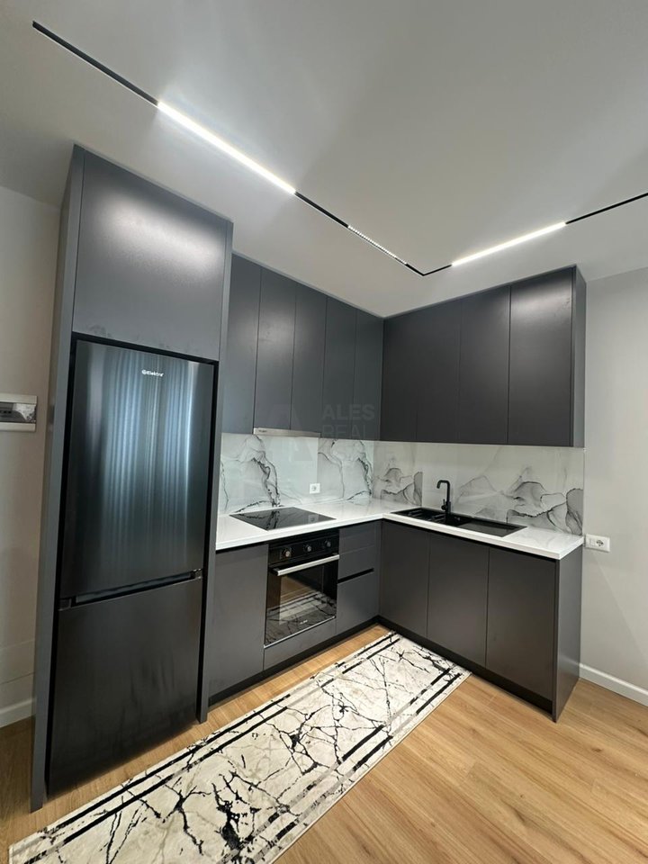 Shitet apartament 1+1 ne Astir prane Nela 5!