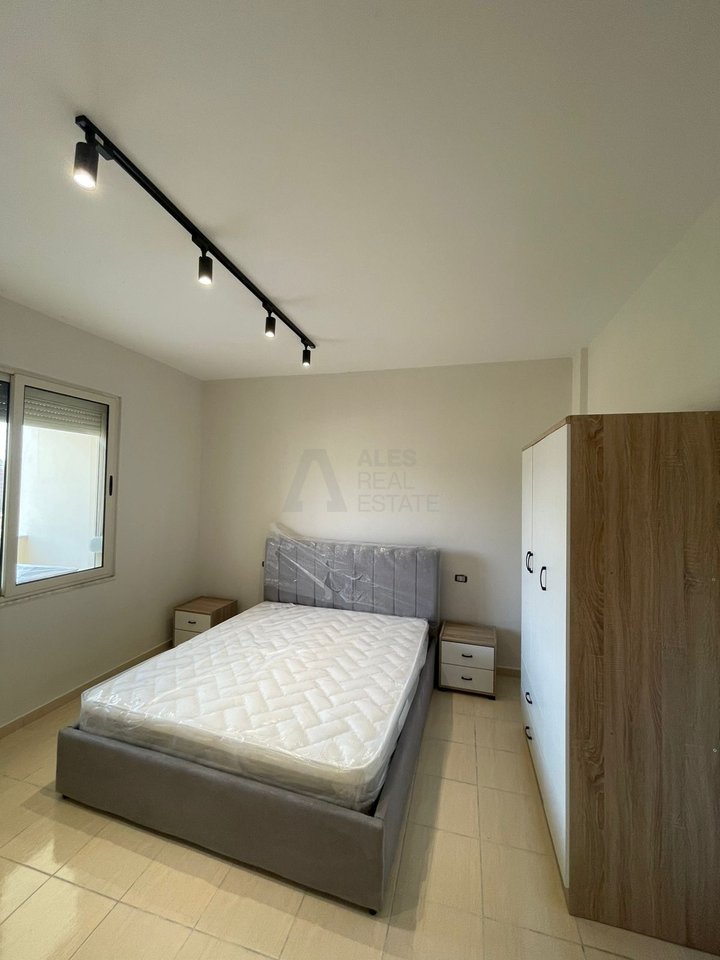 Apartment 1+1 + Parking Space for Sale – Mali i Robit