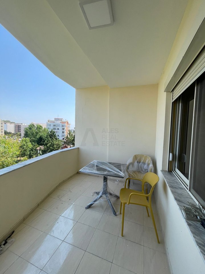 Apartment 1+1 + Parking Space for Sale – Mali i Robit