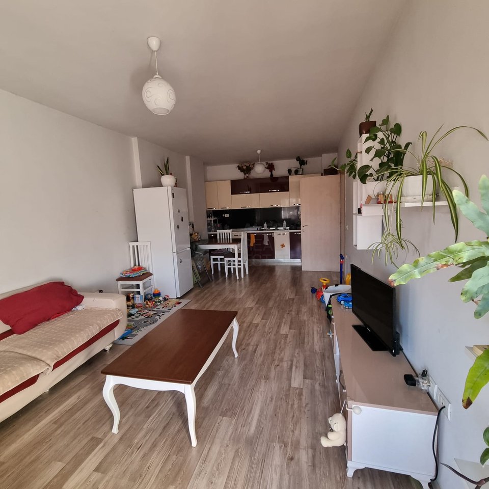 2+1 Apartment for Rent in Unaza e Re, Astir!