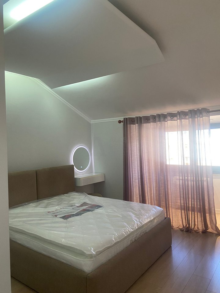For Rent 1+1 Apartment – Komuna e Parisit, near the Playground