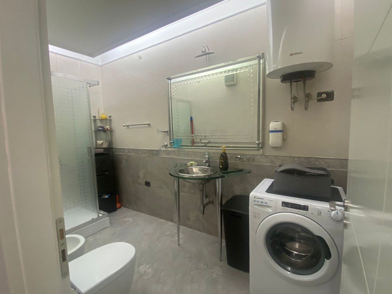 For Rent 1+1 Apartment – Komuna e Parisit, near the Playground