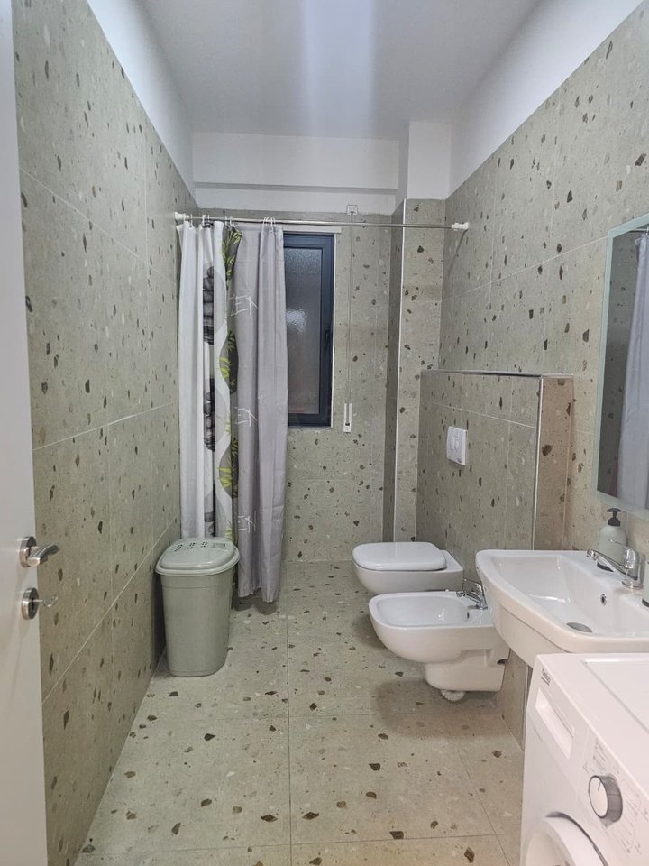 Jepet apartament 2+1 me qira tek "Oasis Residence"!