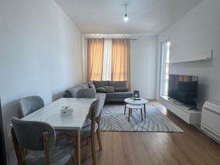 Affittasi appartamento 1+1+posto auto, presso Univers City!