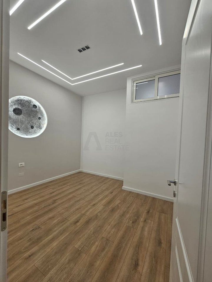 Vendesi appartamento 2+1 vicino a 2 Palmave, Astir!