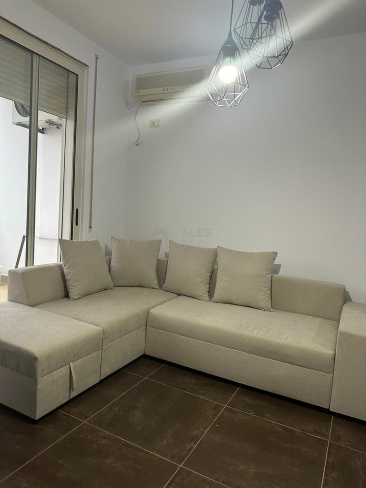 Jepet me qira Apartament 2+1 ne Astir!