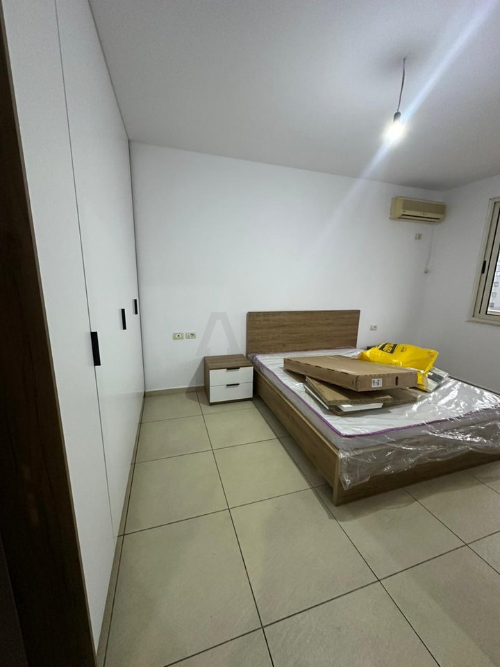 Jepet me qira Apartament 2+1 ne Astir!