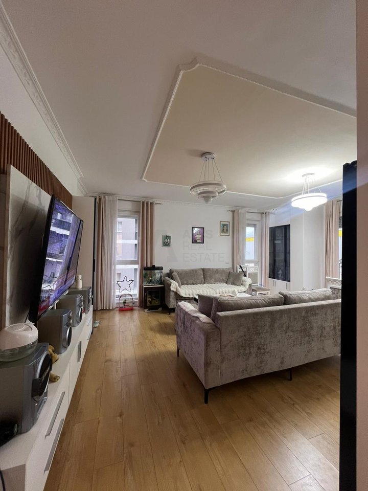 Apartment 2+1+2 for sale at Univers City!