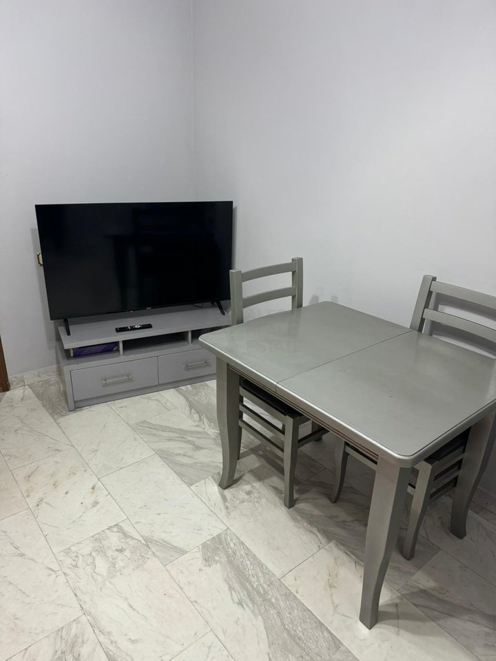 Apartament 1+1 me qira prane Stadiumit Dinamo!
