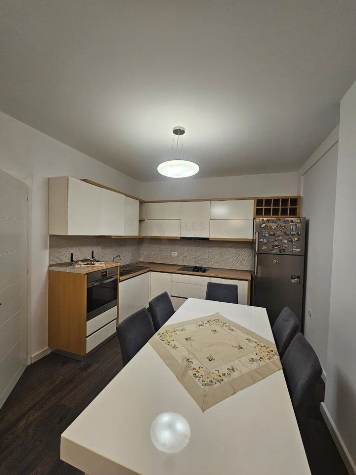 2+1 Apartment for sale near the Roundabout in Astir!