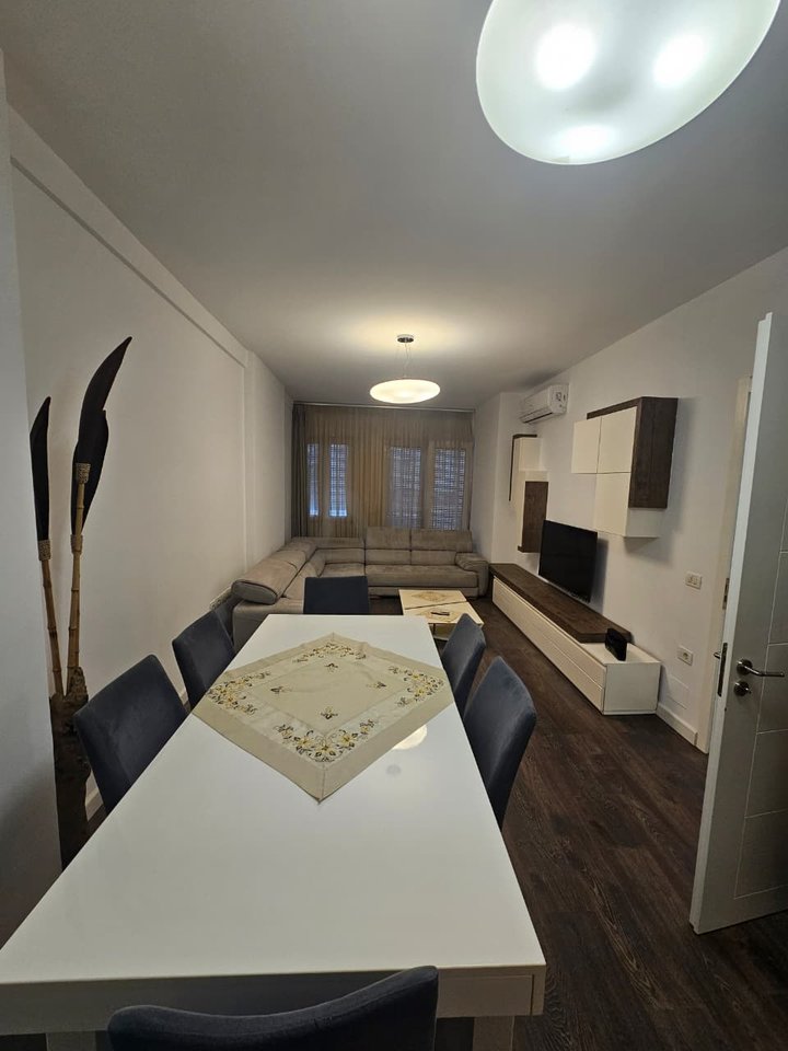 2+1 Apartment for sale near the Roundabout in Astir!