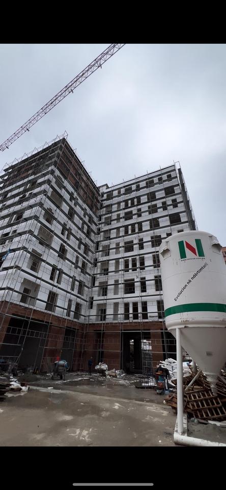 Shitet Apartament 2+1+Post Parkimi ne Unaze te Re tek AOS KONSTRUCTION 2!